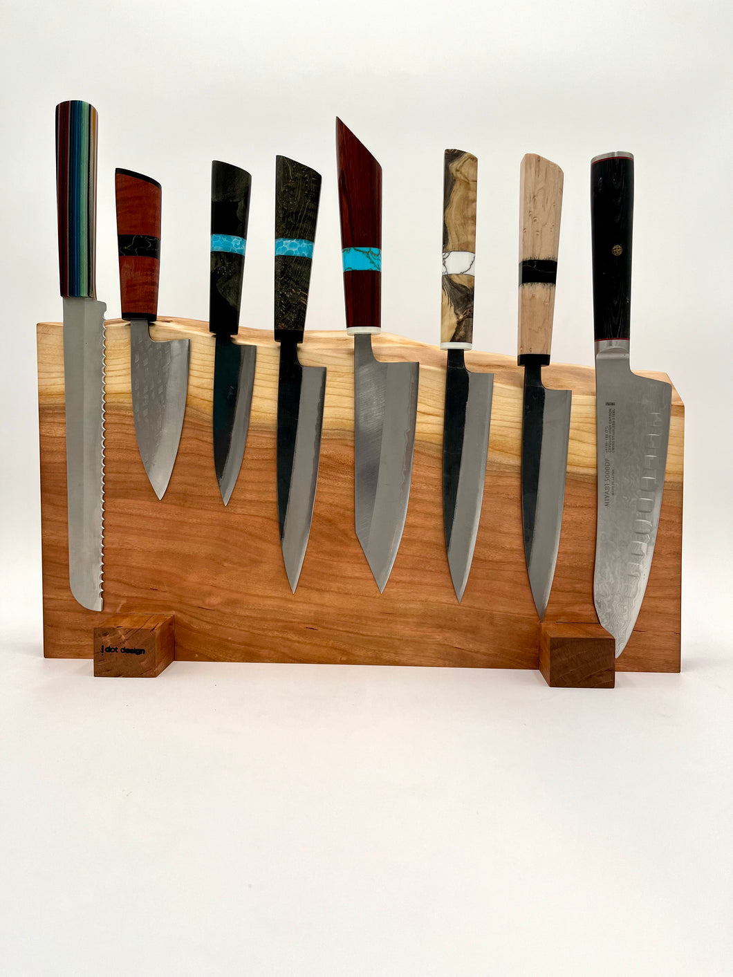 Magentic Cherry Knife block