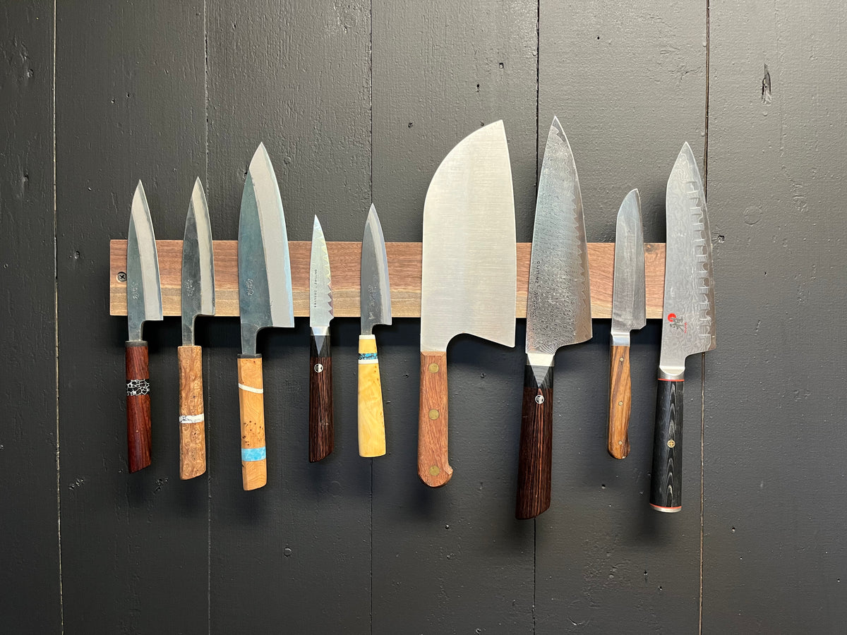 Walnut Magnetic knife rack – 3 Dot Design