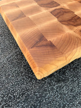 Load image into Gallery viewer, Maple End Grain Cutting board - 10 1/2&quot; x 10&quot; x 1 1/2&quot;
